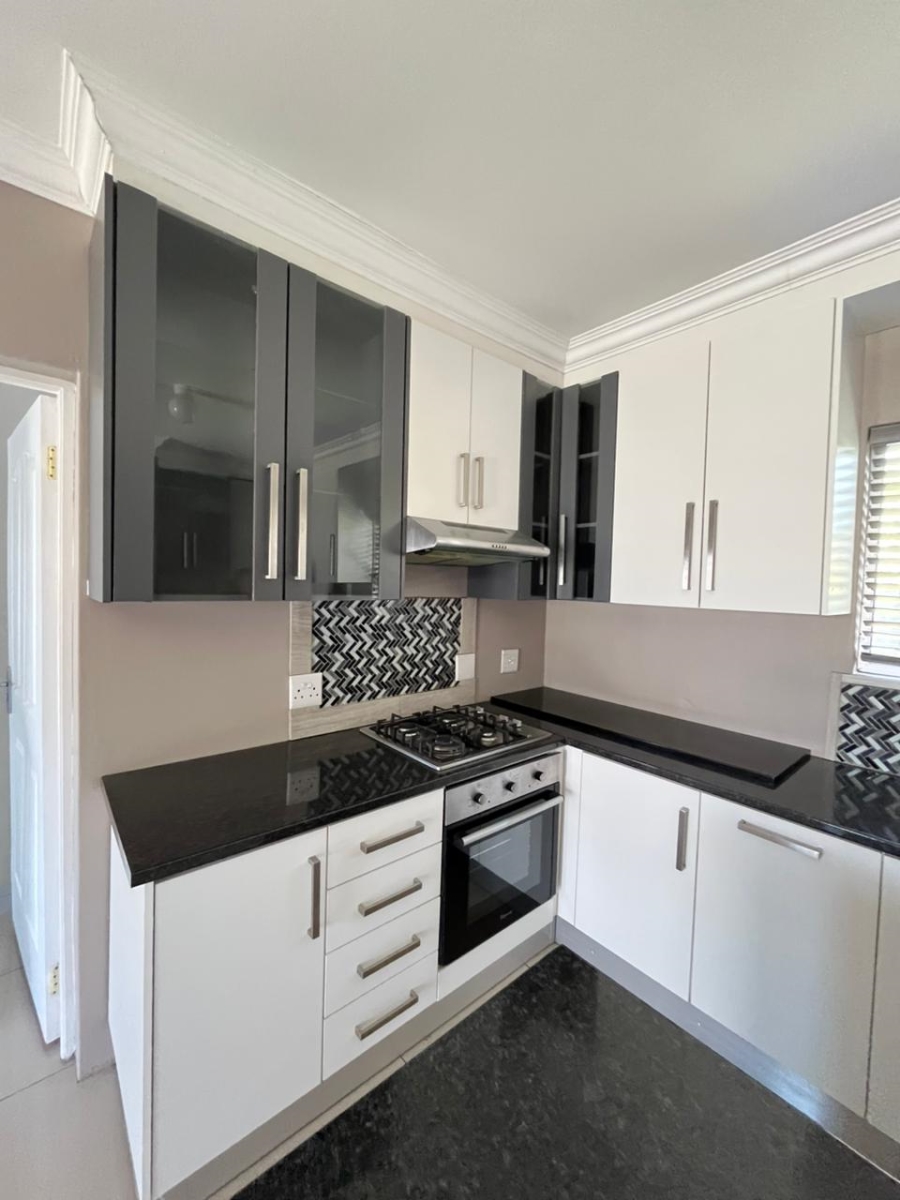4 Bedroom Property for Sale in Abbotsford Eastern Cape